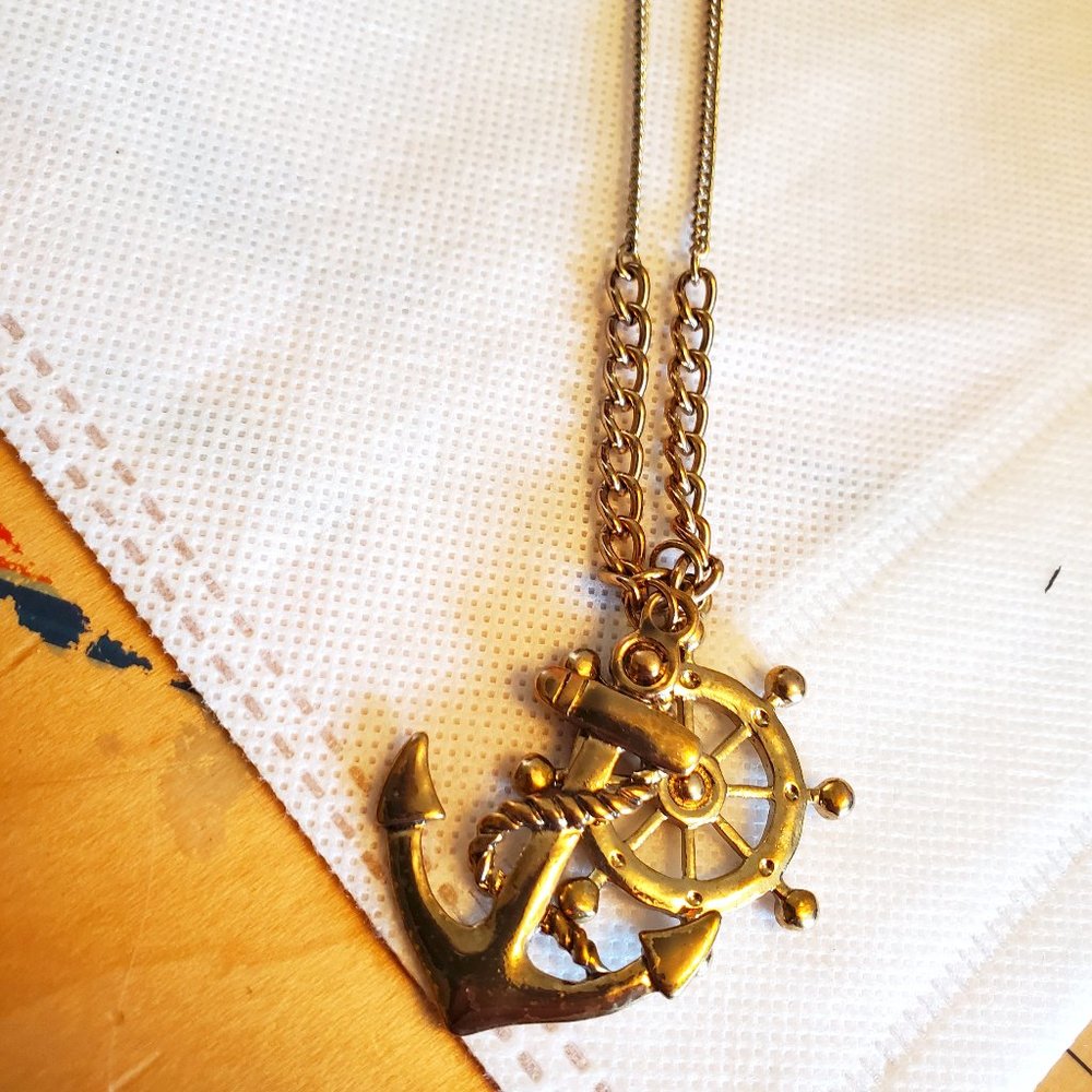 28" Gold Tone Nautical Theme Pendant Necklace